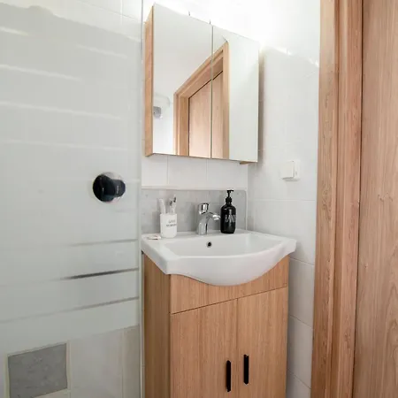 Capsule City House - Modern Apartment Near Rhodes Marina, Old Town And Beach شقة *