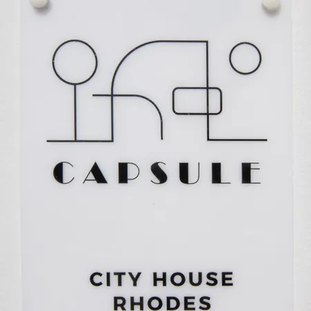Διαμέρισμα Capsule House - Modern Near Old Town And *